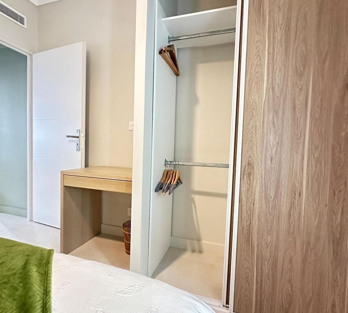 3p Neuf Et Climatisé Le Port à 9mn De La Appartement Nice