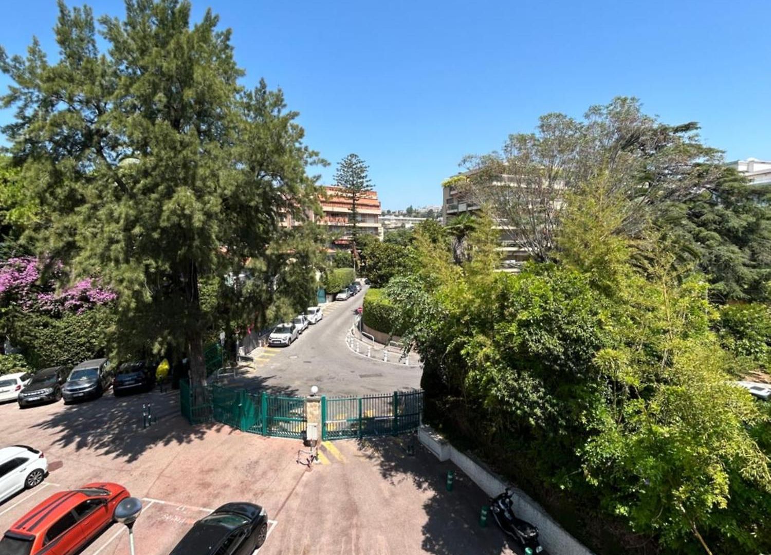 Promenade Des Apartment *