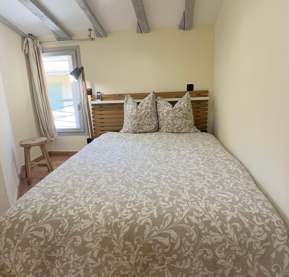 Vieille Neuf Et Cosy, Deux Chambres, 6 Couchages Apartment