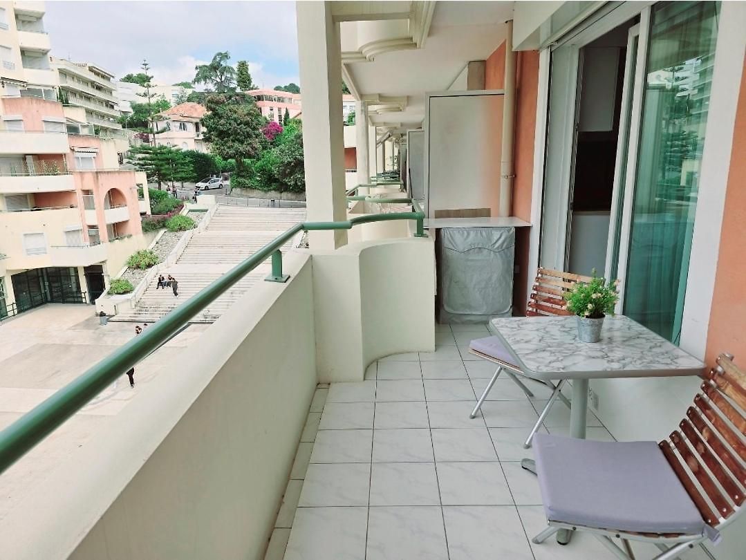 Lovely 1 Bedroom Vacation With Free Parking. Appartement