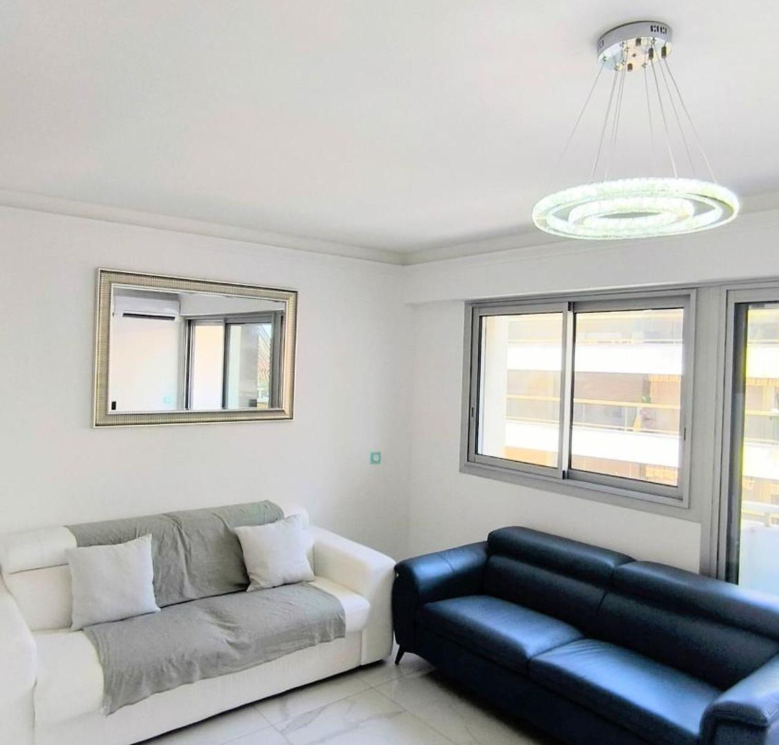 Royal Lux Spacious Seaside Pool * Nice