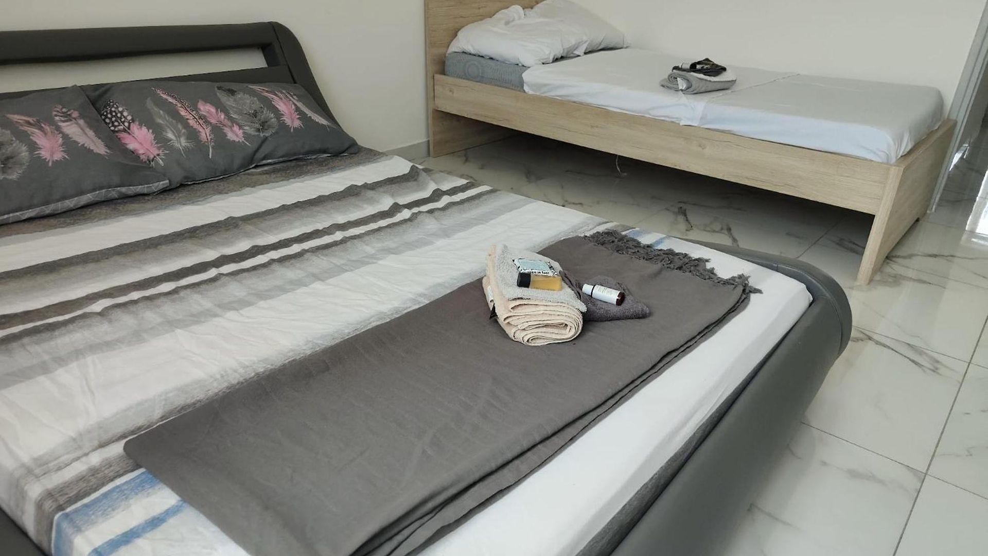 Spacieux 3 Et Balcon Appartement *