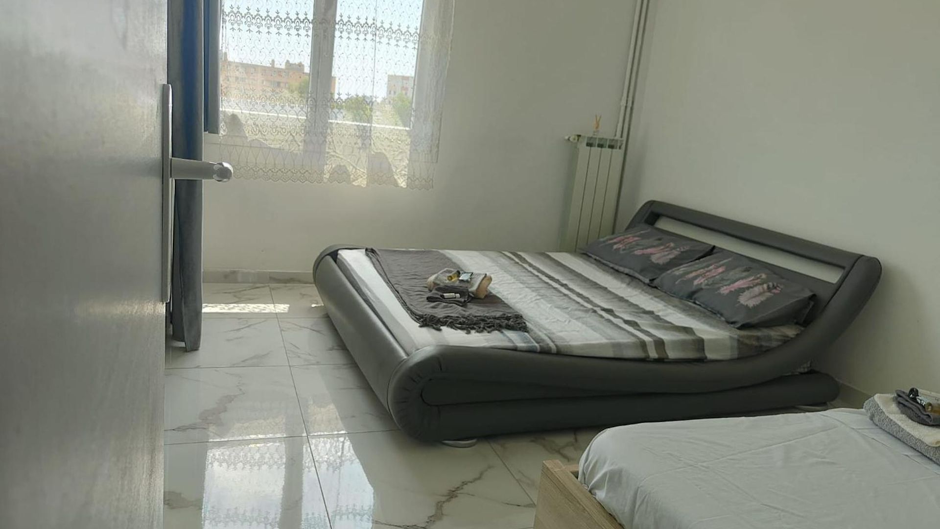 Spacieux 3 Et Balcon Appartement *