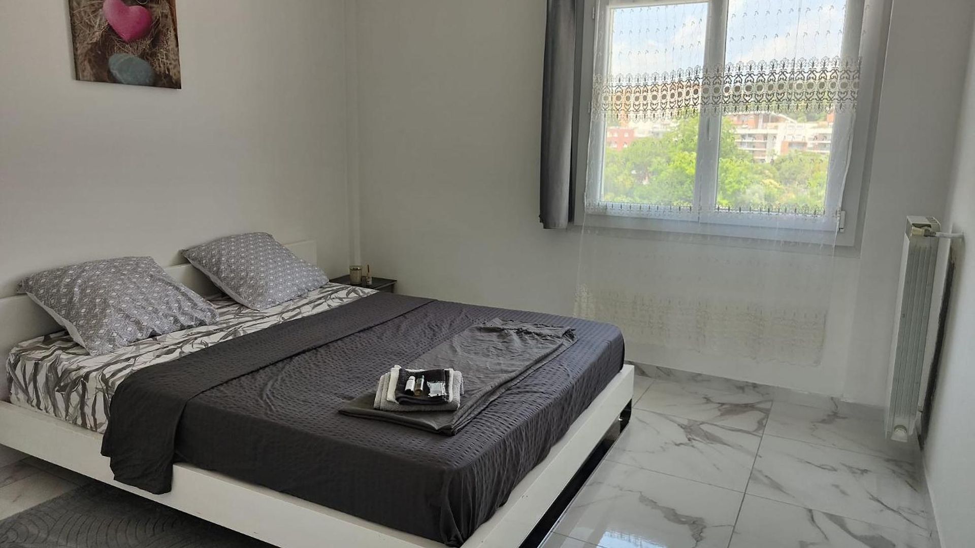 Appartement Spacieux 3 Et Balcon *