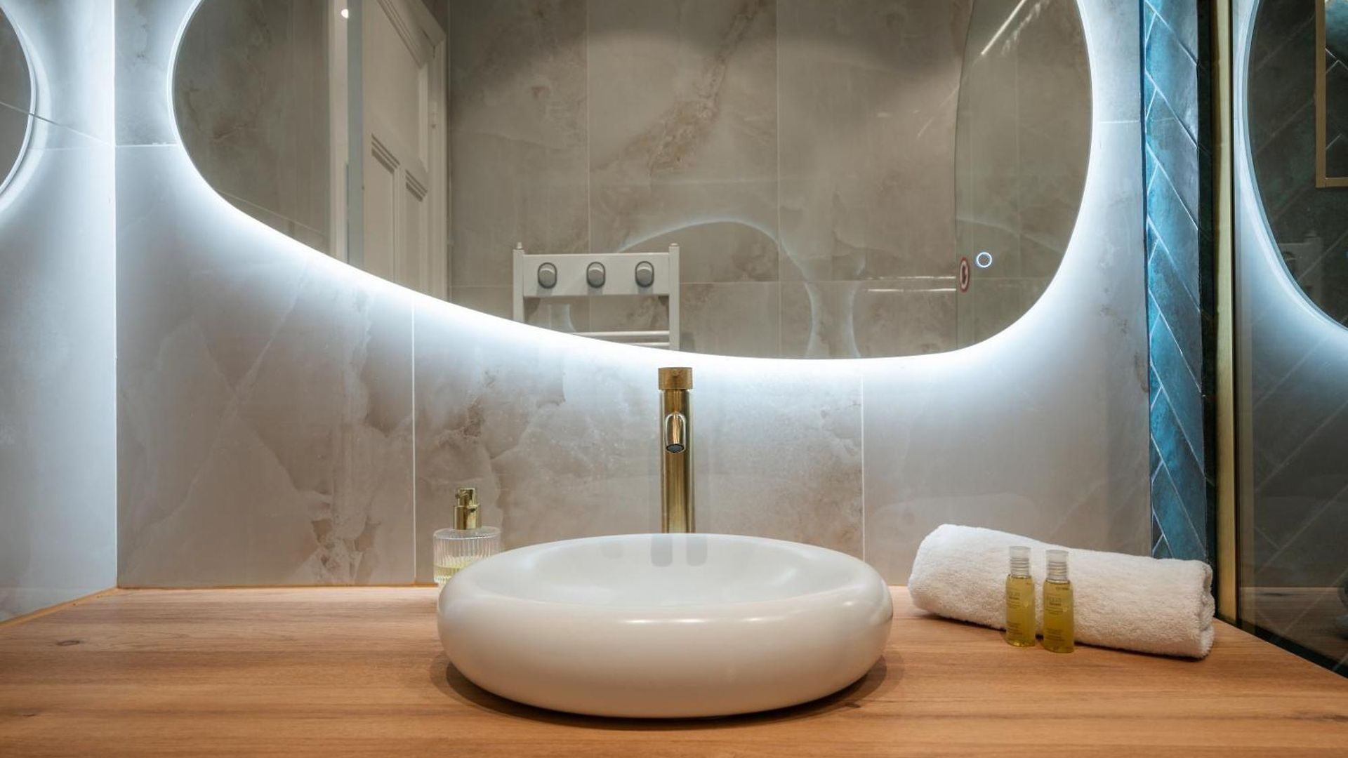 Chic 2-room - Place Du Pin