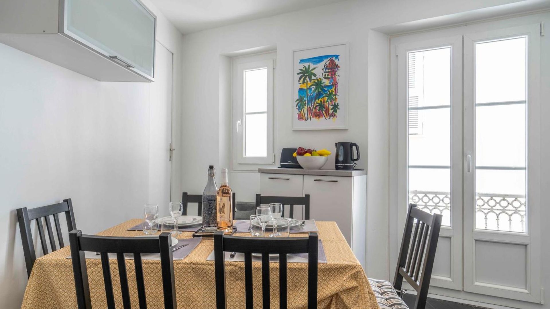 Appartement Modern And Elegant, Air-conditioned, Centre - Hdp2
