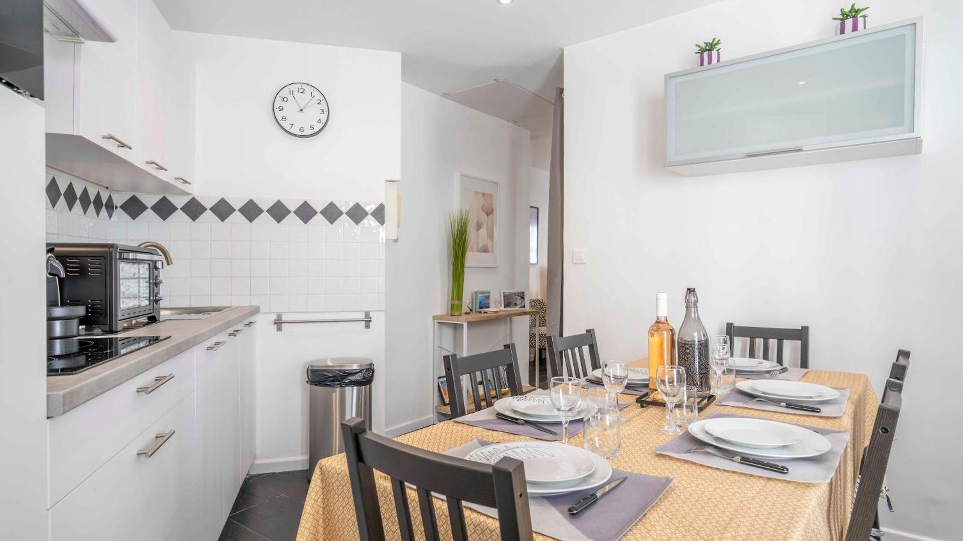 Appartement Modern And Elegant, Air-conditioned, Centre - Hdp2