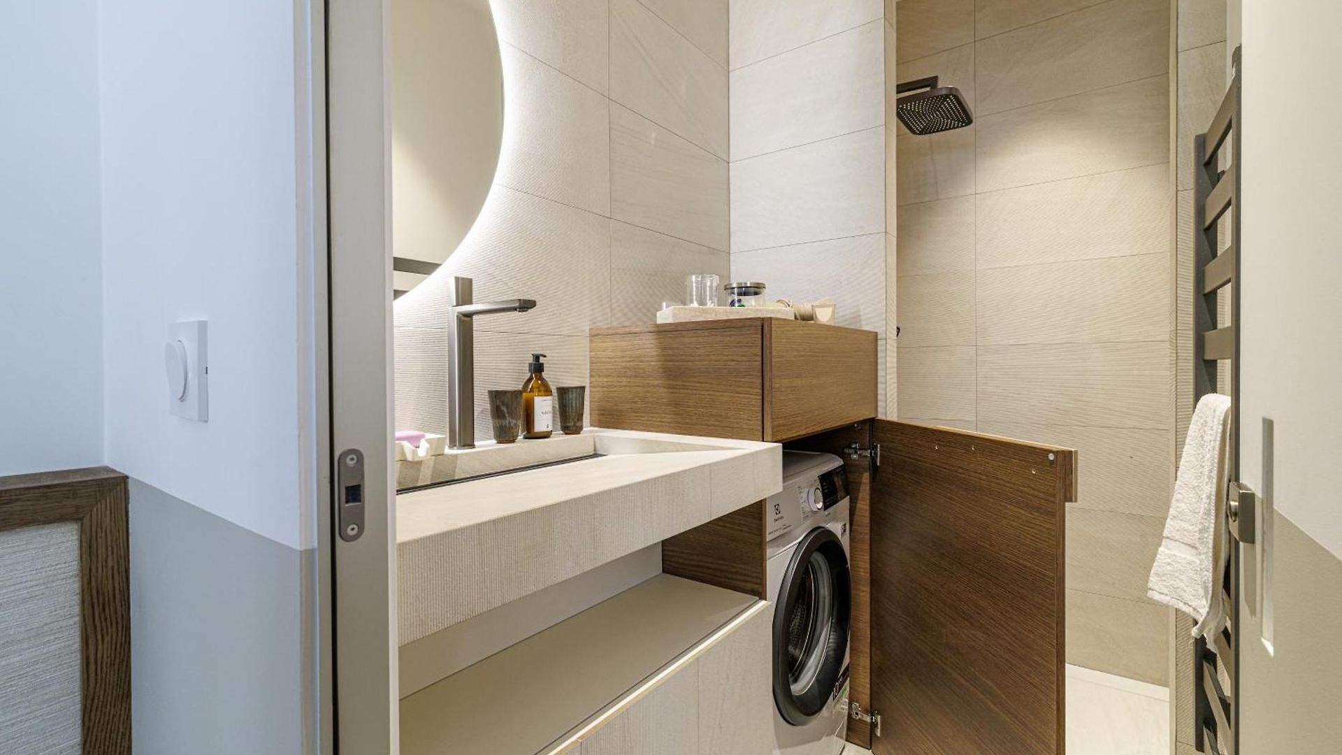 Apartment Berlioz - Splendid In Center