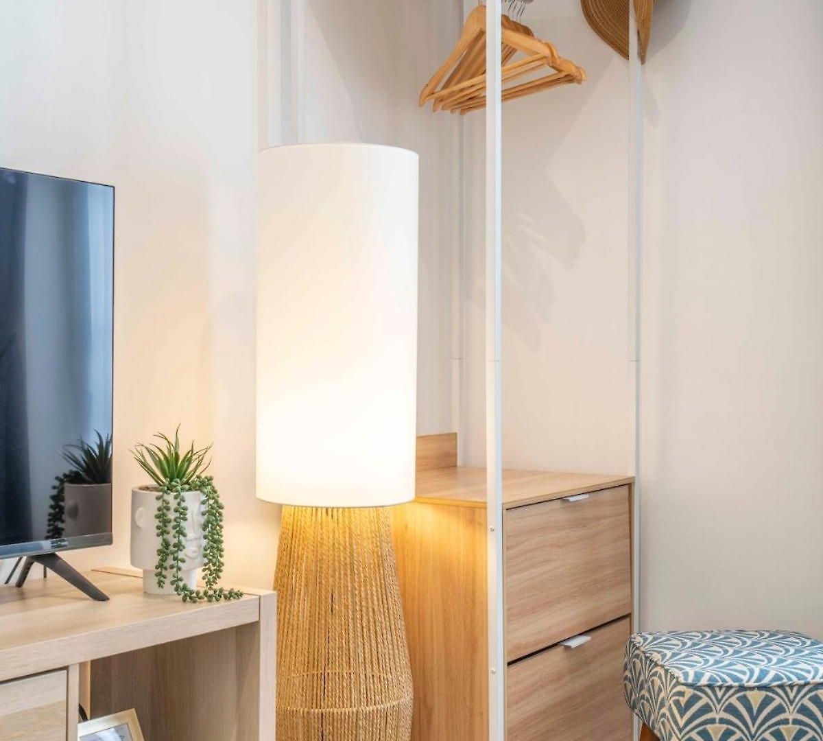 Modern And Elegant, Air-conditioned, Centre - Hdp2 Nice