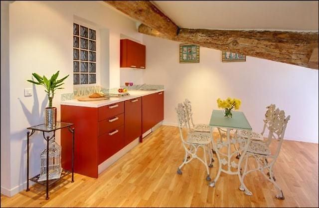 Appartement 1 Bedroom, Location In *