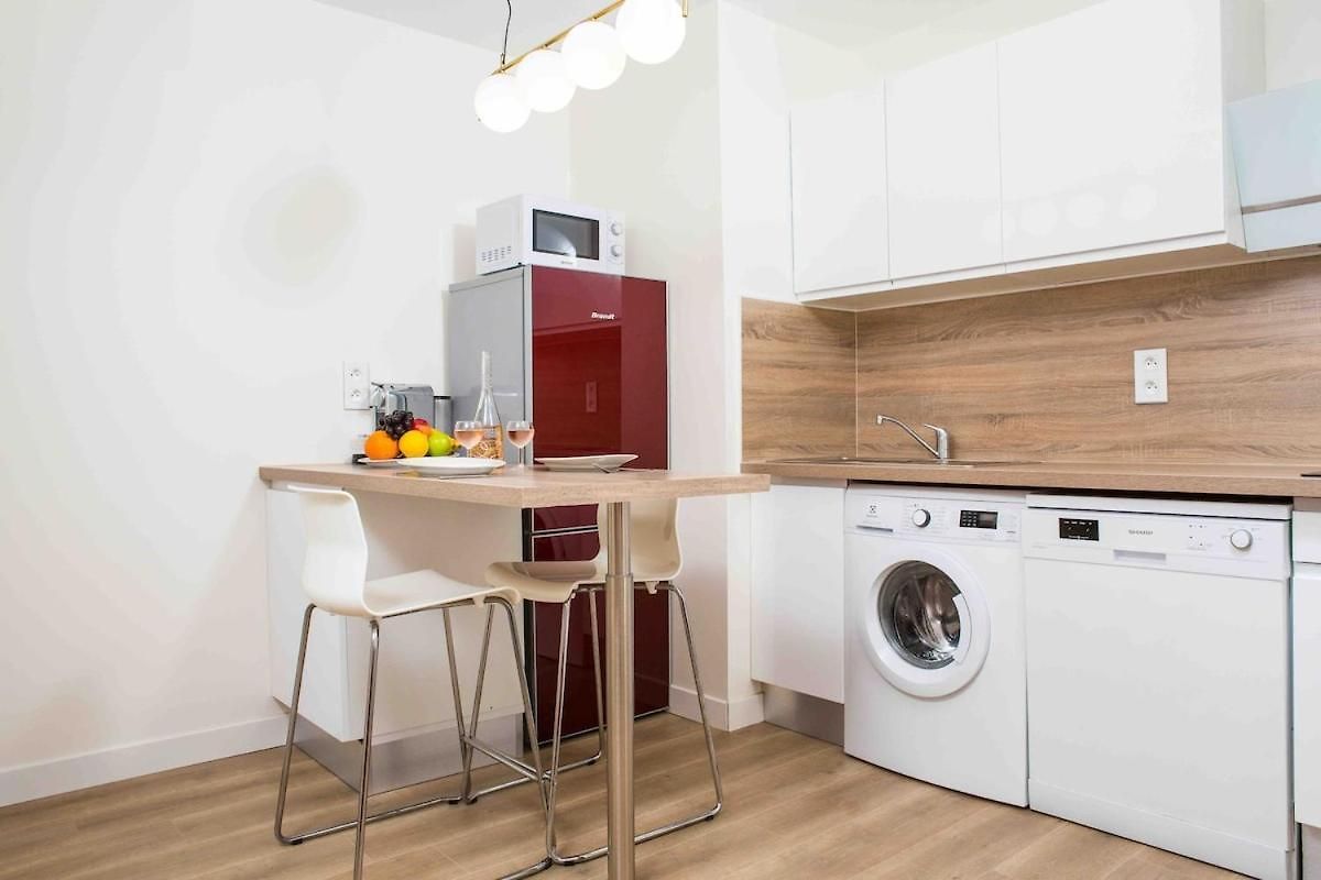 Perle De - 50 Mètres De La Plage, Clim, Wifi Appartement Nice