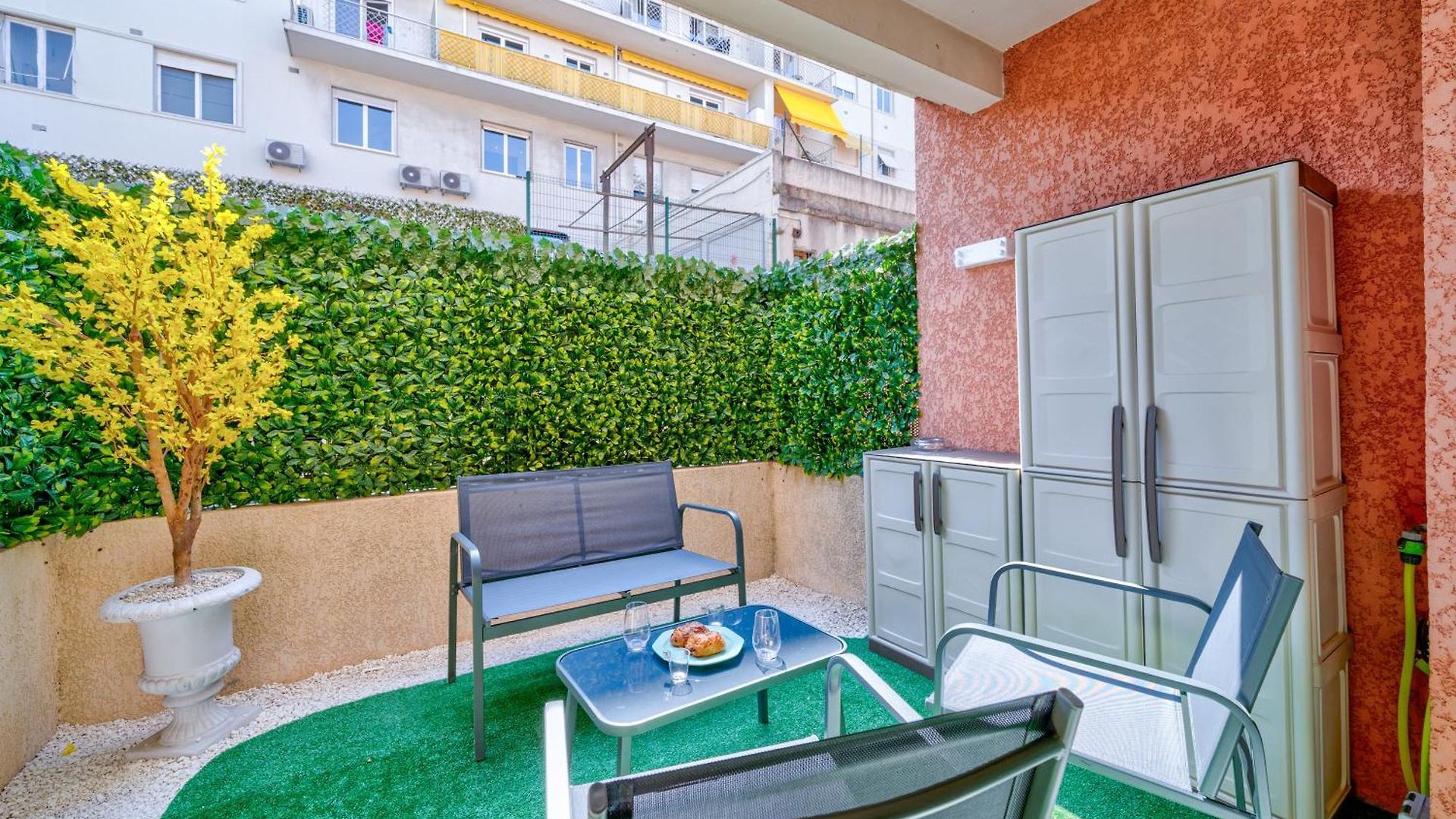 Jardin Parking Et Clim *