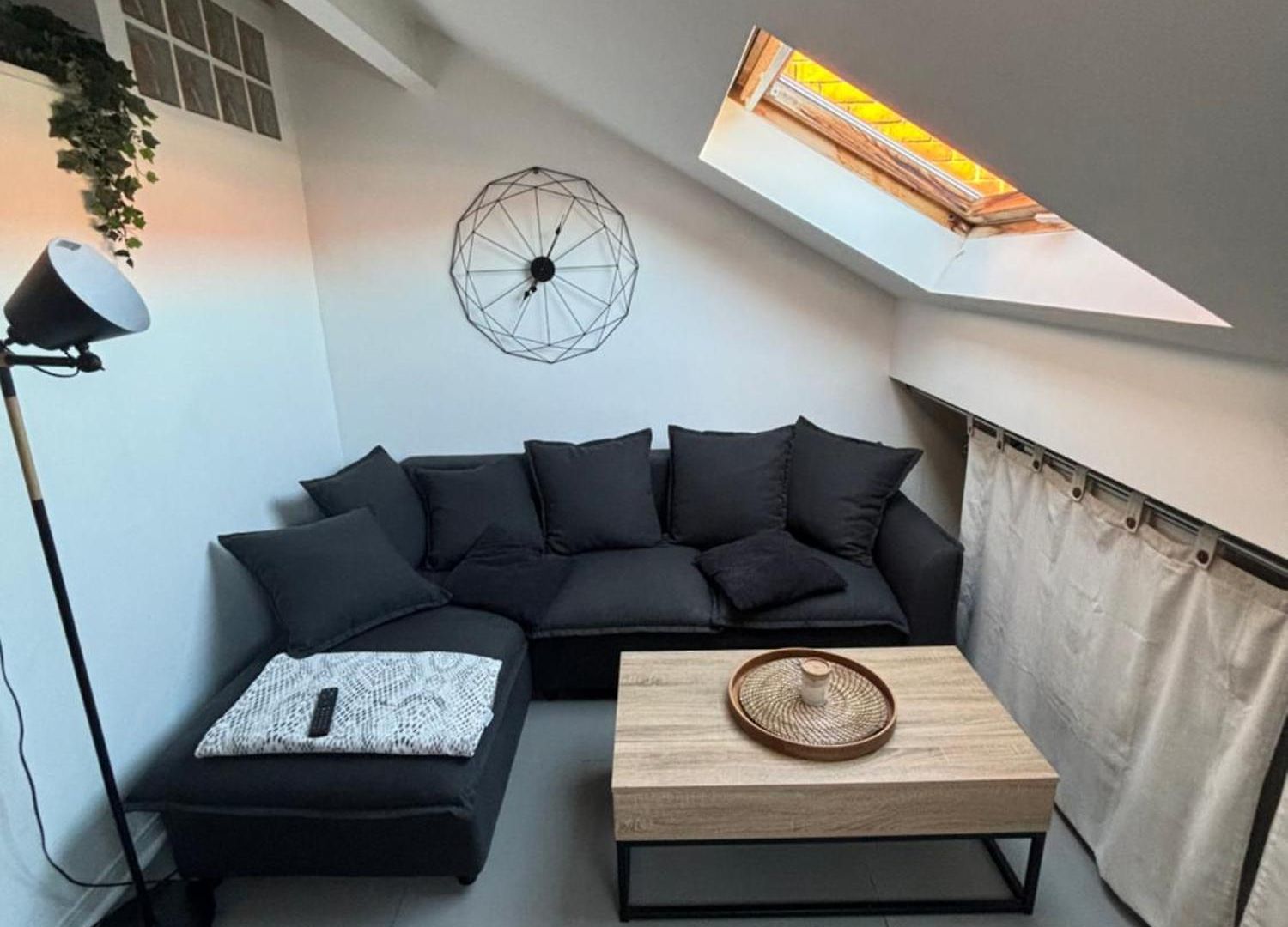 Cosy Rooftop Centre * Nice