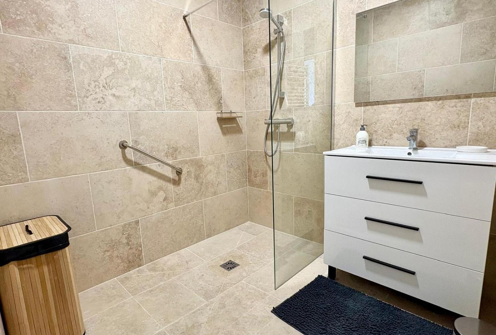 Appartement Quiet Flat With View And Swimming Pool *