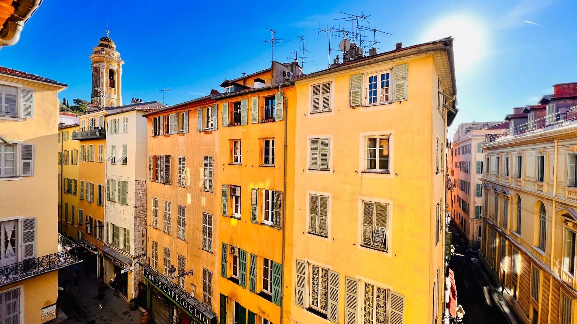 Vieux Charm - 3 Bedroom Escape - Seaside *
