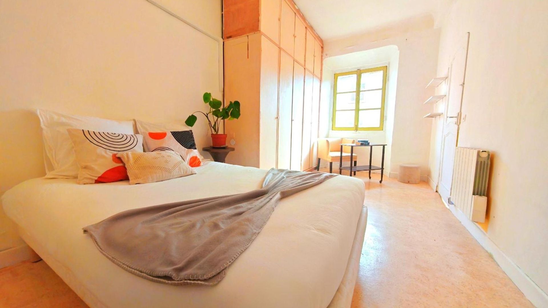 Vieux Charm - 3 Bedroom Escape - Seaside