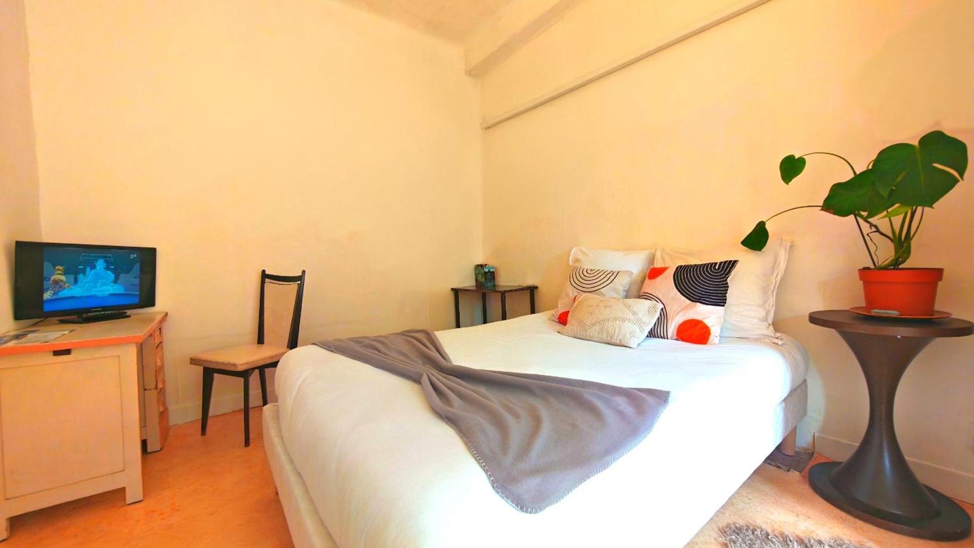 Vieux Charm - 3 Bedroom Escape - Seaside Appartement