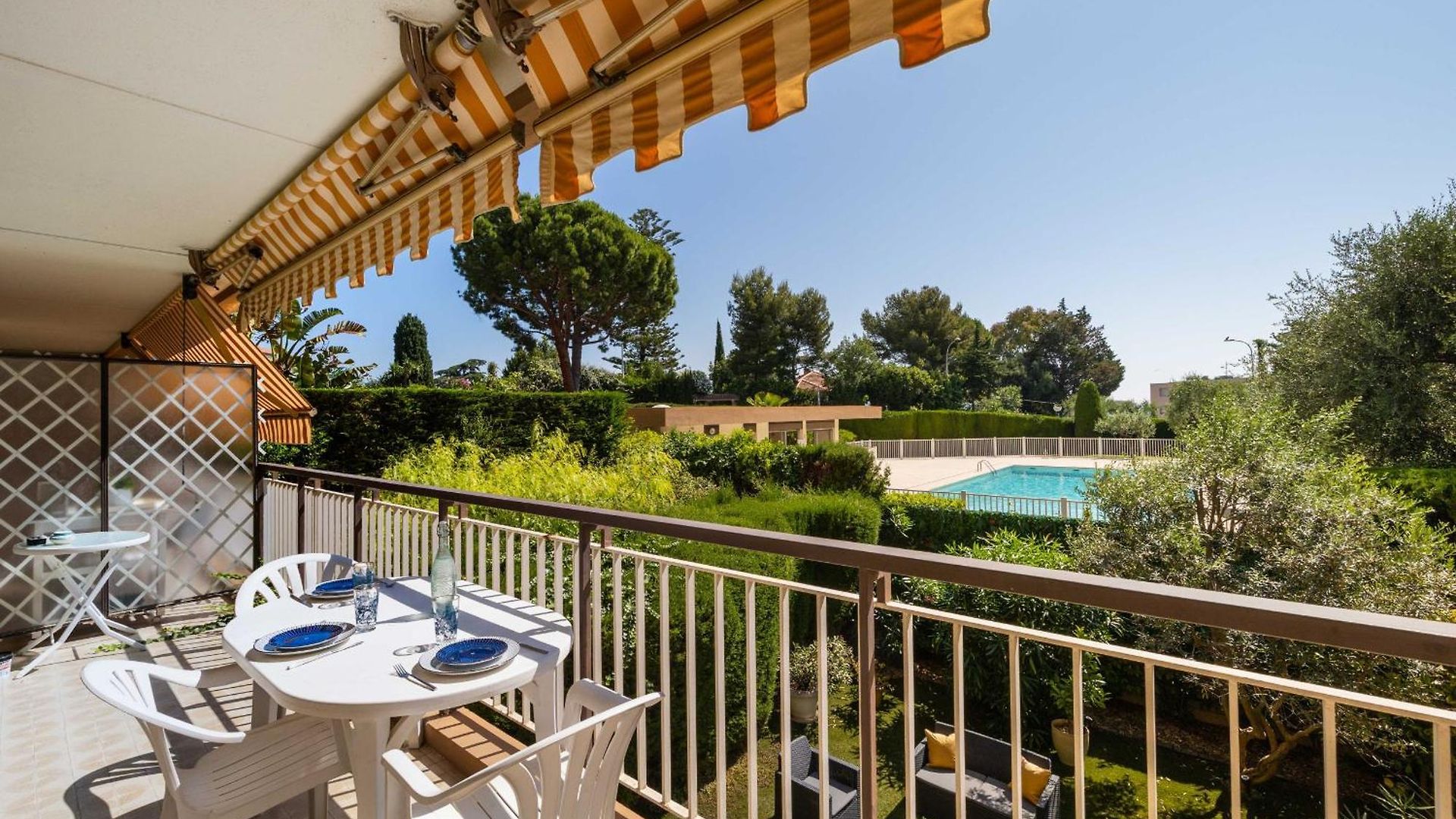 Happyfew La Nicerama Apartment *