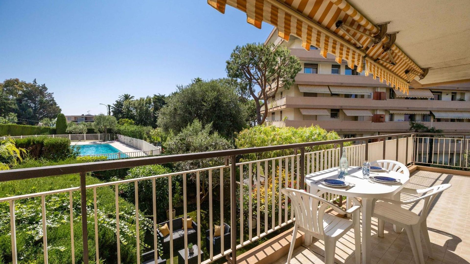 Happyfew La Nicerama Apartment *