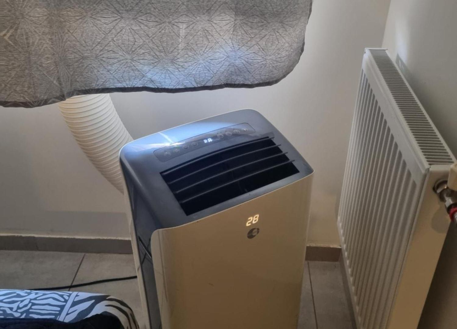 Grand Appartement, 2 Ou 3 Ou 4 Pieces, Tramway Sur Place, Proche Gare Sncf St Augustin 900 Metre , Aeroport 1200 Metre, Ou Allianz Riviera 10 Min, Palais Nikaia 2 Min , Supermarche Sur Place, Parking Possible Si Disponible Ou Payant A 1000 Metr Apartment Nice