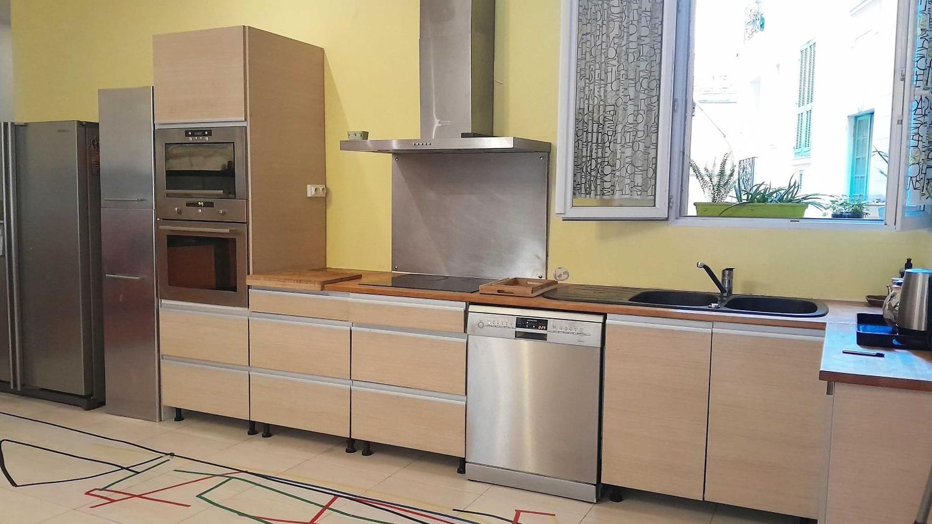 Apartment Super