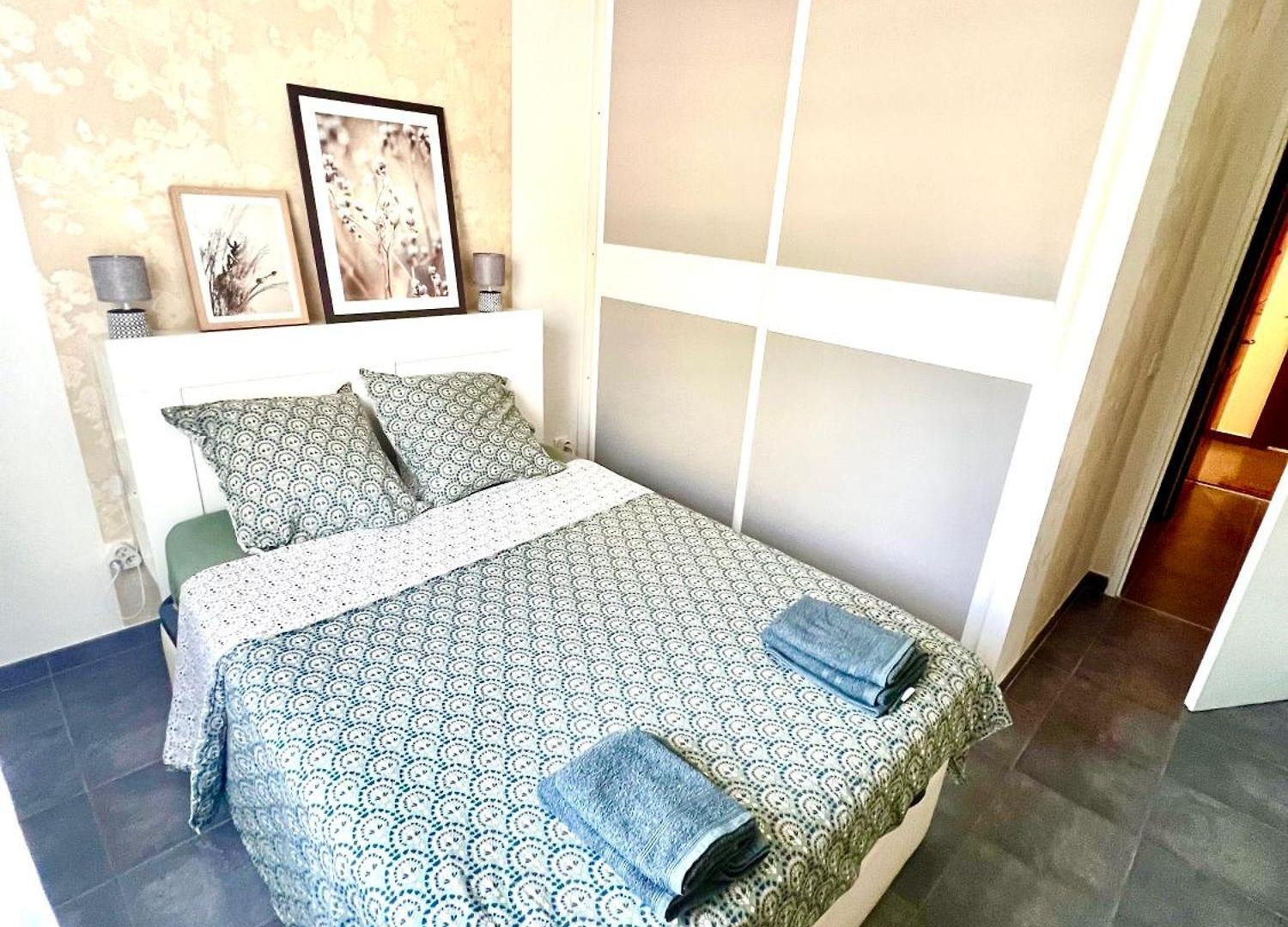 Appartement 2-room Apartment, Bright Balcony Nice