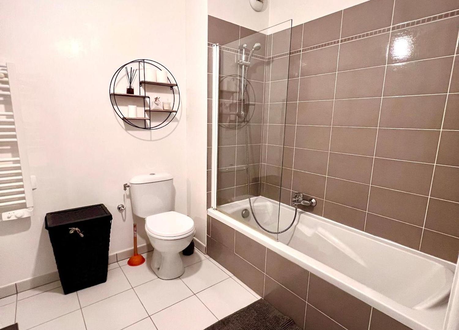 2-room Apartment, Bright Balcony Nice