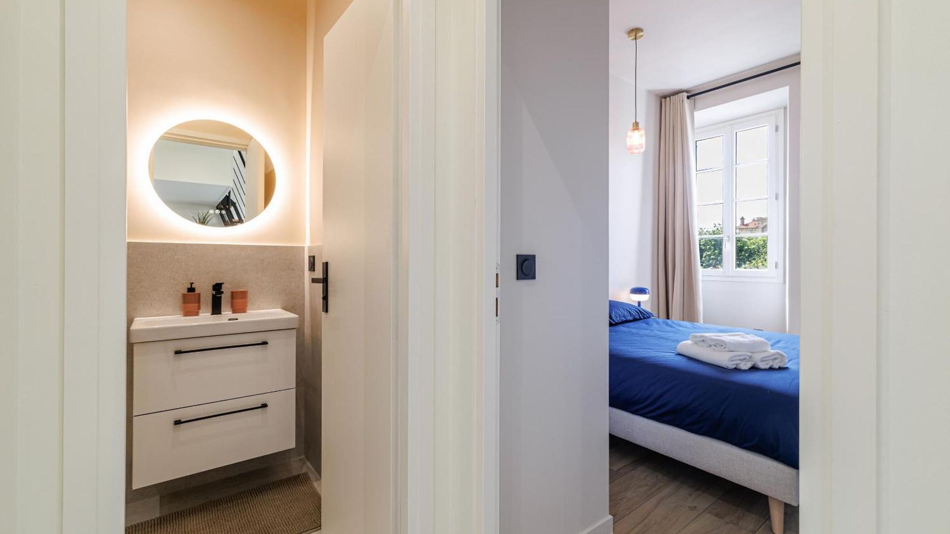 Place Massena Coulee Verte Apartment Nice