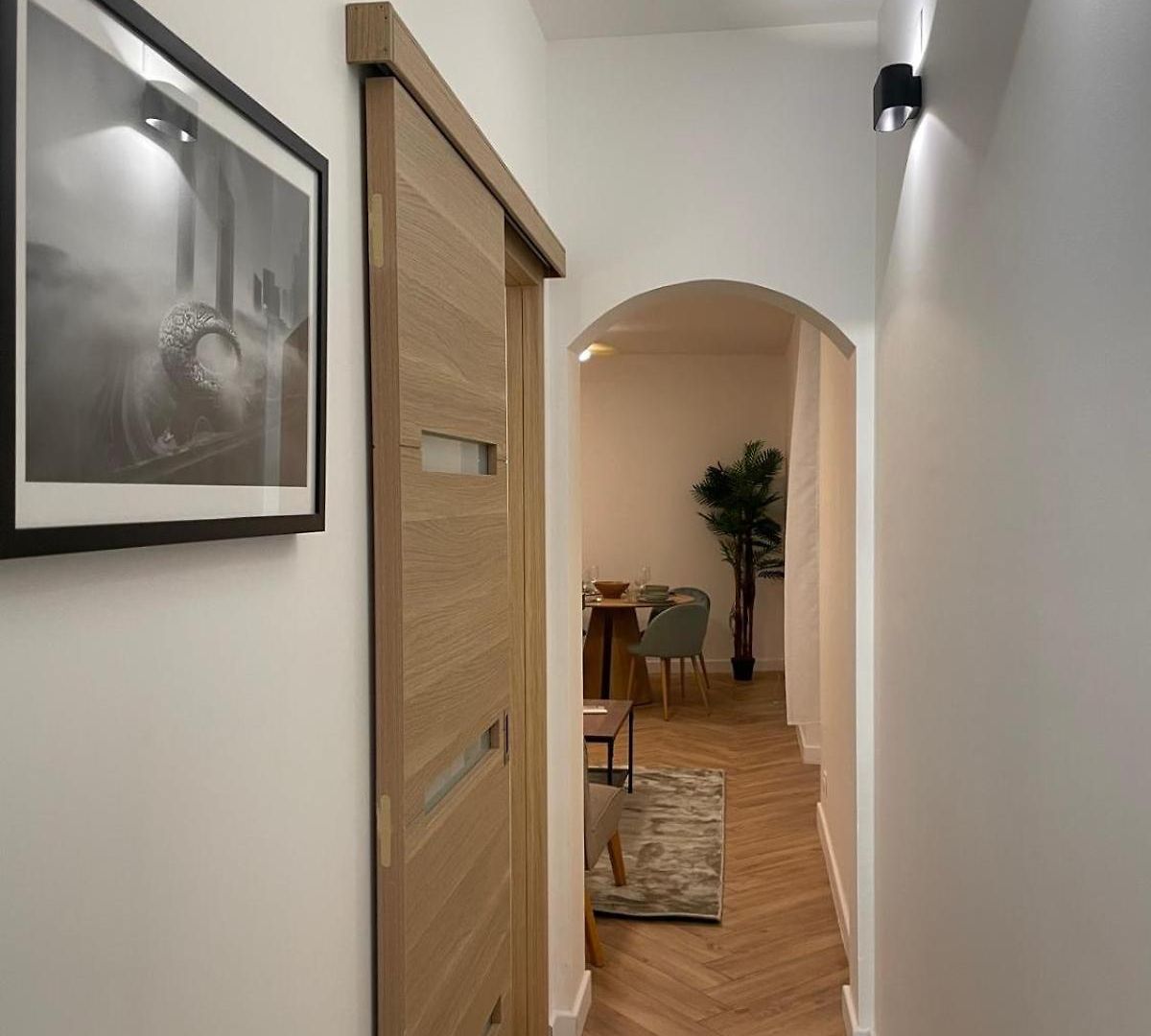 Recently Renovated In Quiet Area In Heart Of Old *