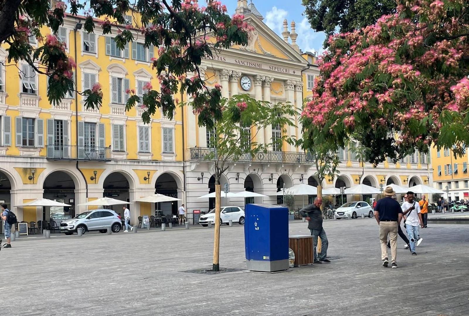 Recently Renovated In Quiet Area In Heart Of Old