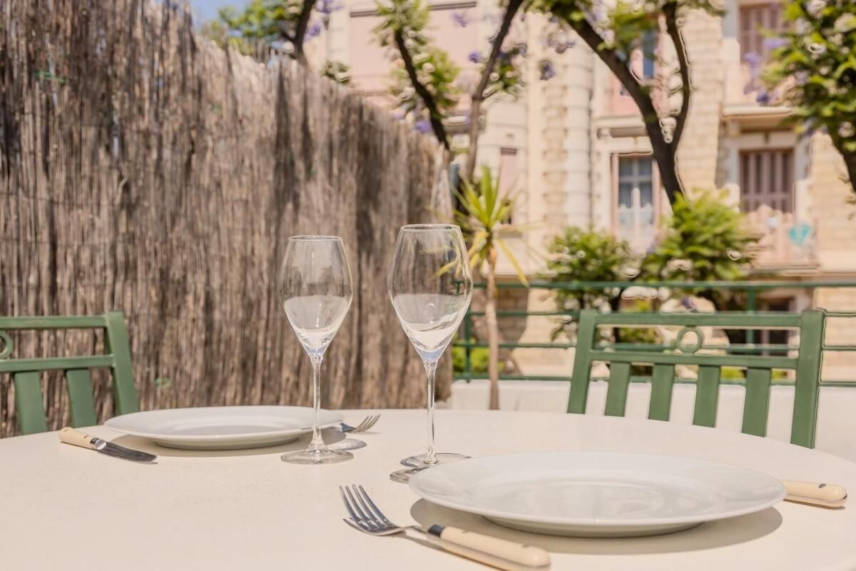Nice, Grande Terrasse à 2 Pas De La Promenade Appartement Nice