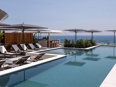 B4 Park Hotel 4*
