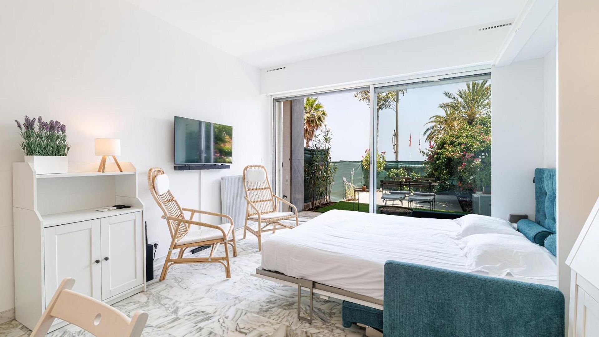 Sea View & Terrace Promenade Des *