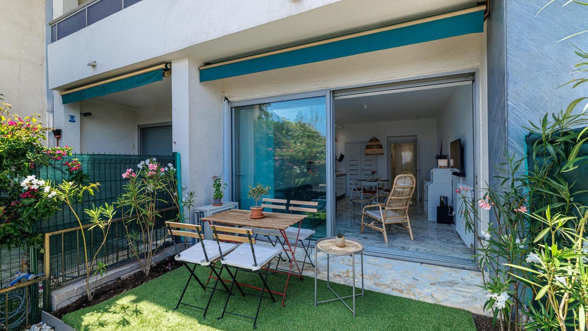 Sea View & Terrace Promenade Des Apartment Nice