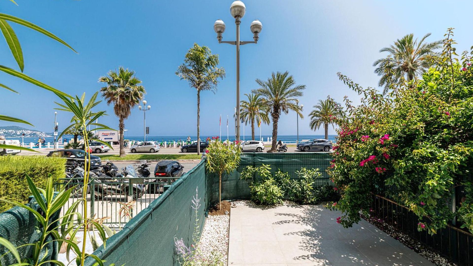 Sea View & Terrace Promenade Des *