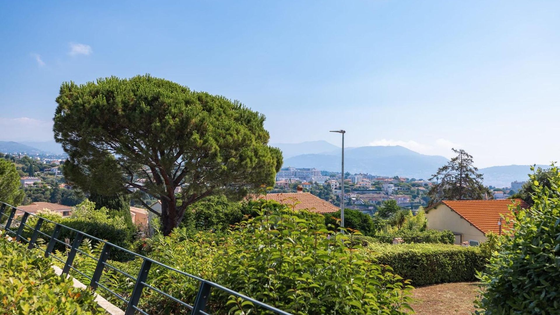 Appartement De La Colline - Welkeys
