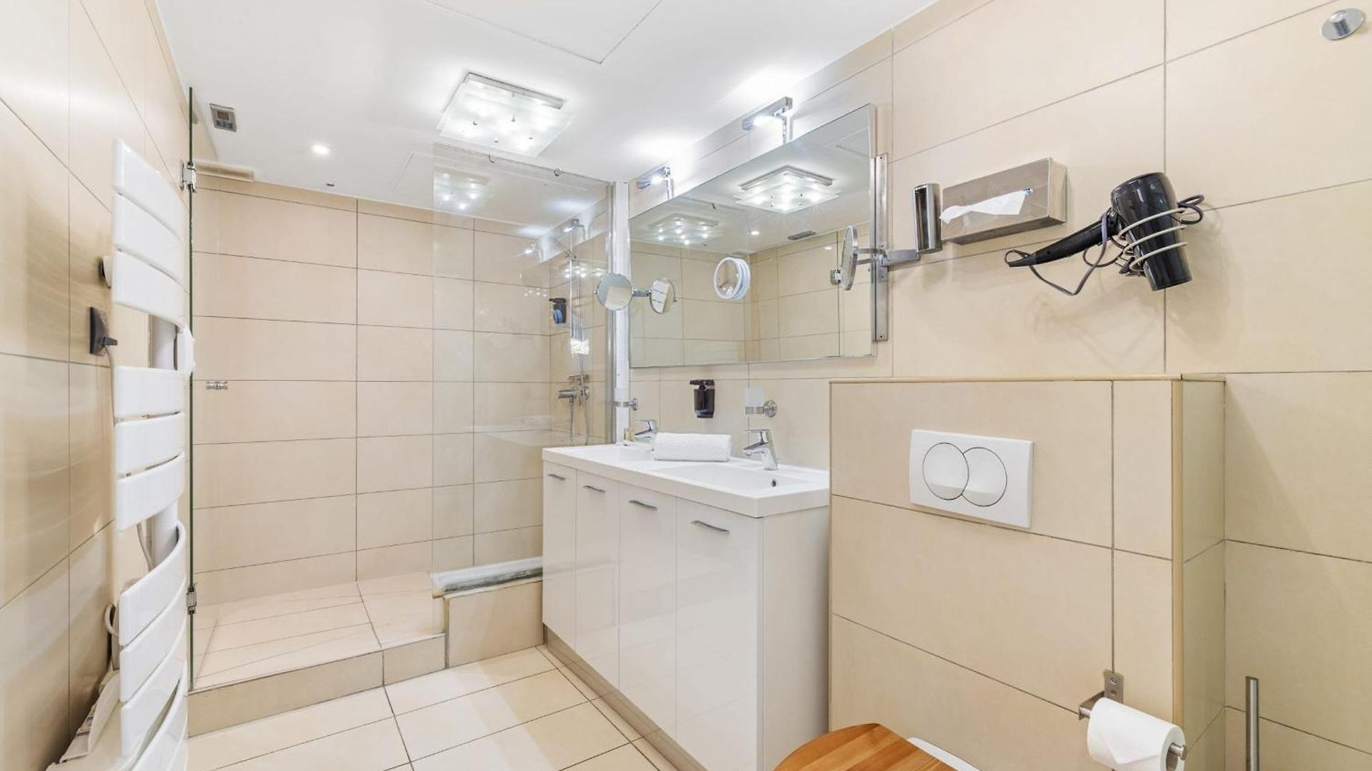 De La Colline - Welkeys Appartement