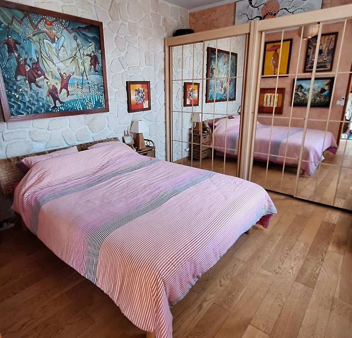 In French Riviera Villa *