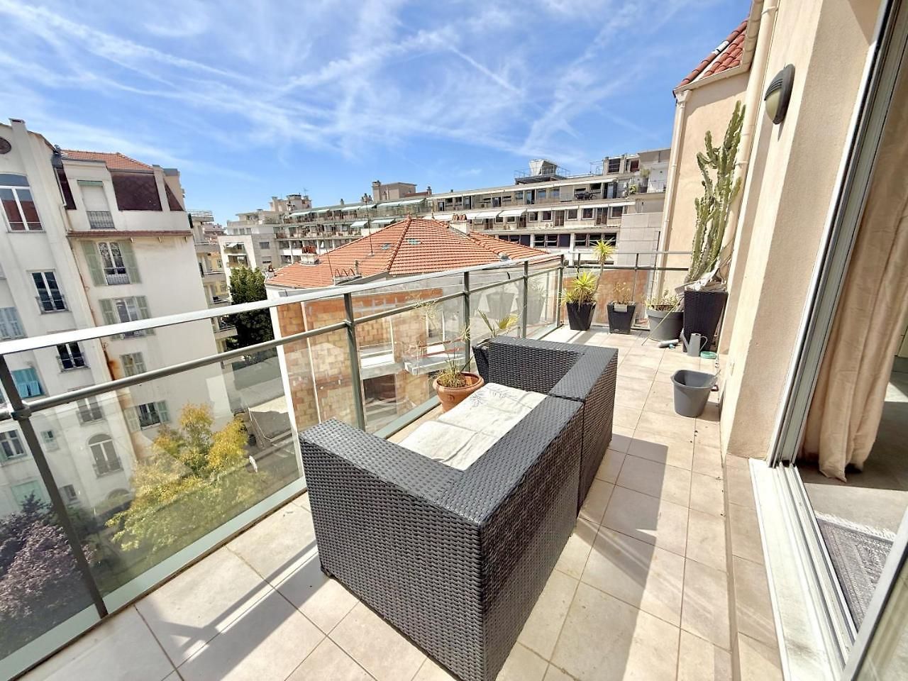 Terrasse 3ème étage, Climatisation Coeur De Appartement *