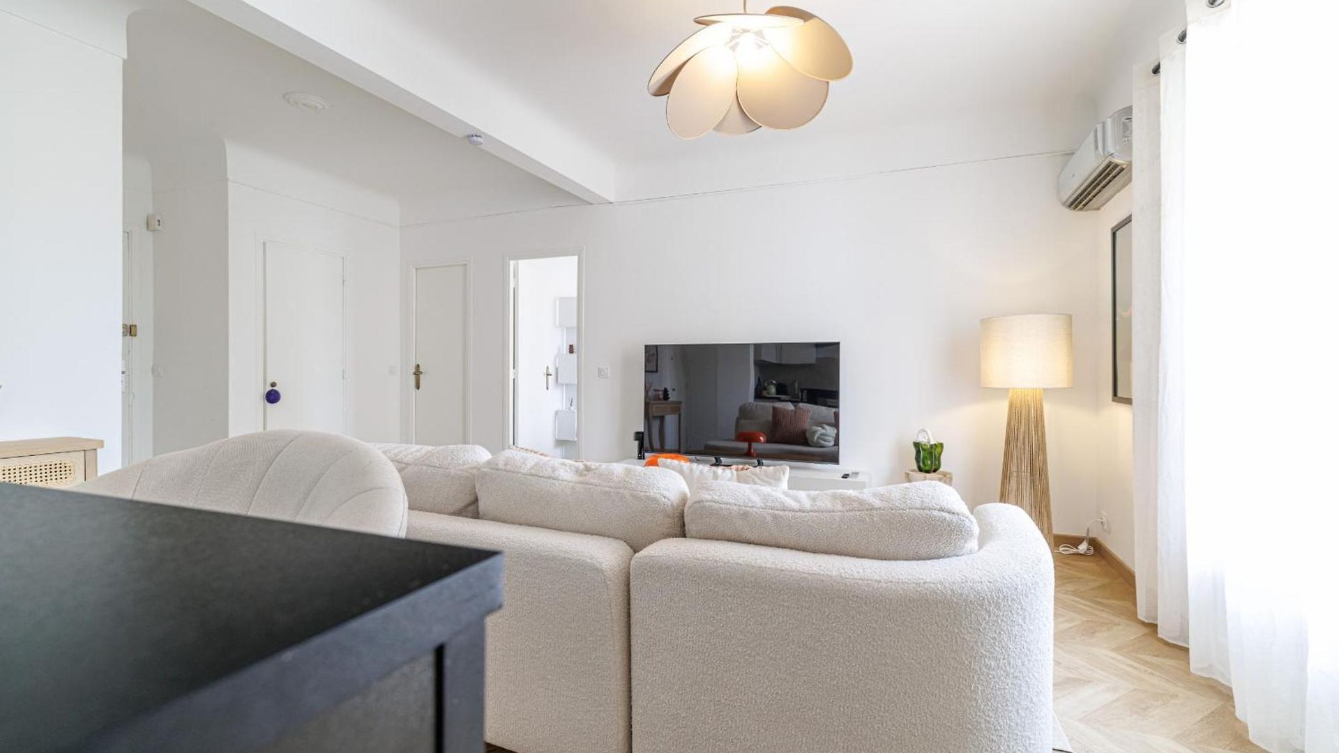 Apartment Wide & Cozy 1 Bdr Downtown *