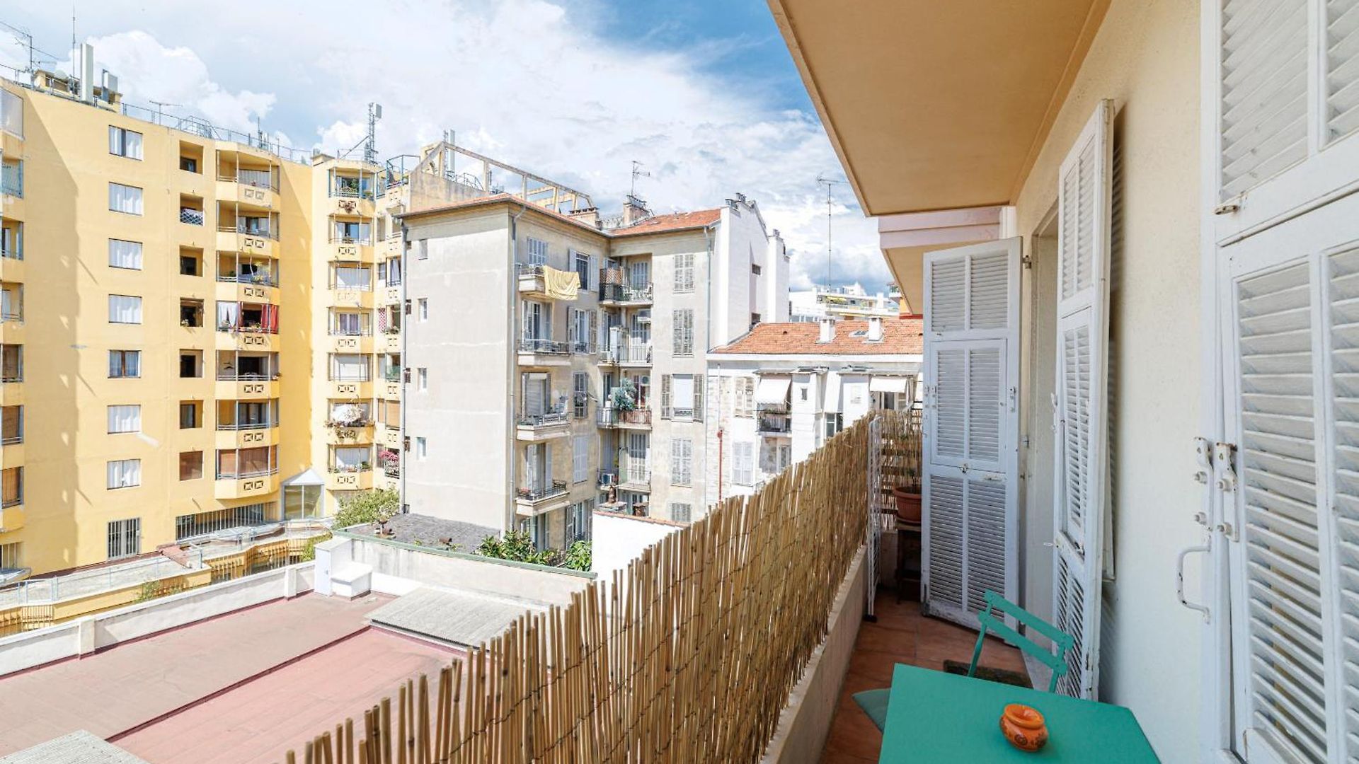 Apartment Wide & Cozy 1 Bdr Downtown Nice