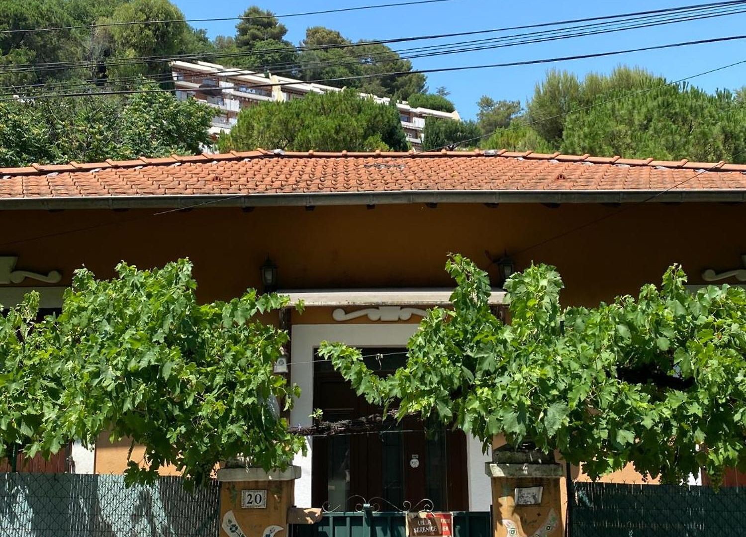 Hébergement de vacances Serenice - F2 Au Calme, Climatisé, Wifi Et Parking Gratuit *