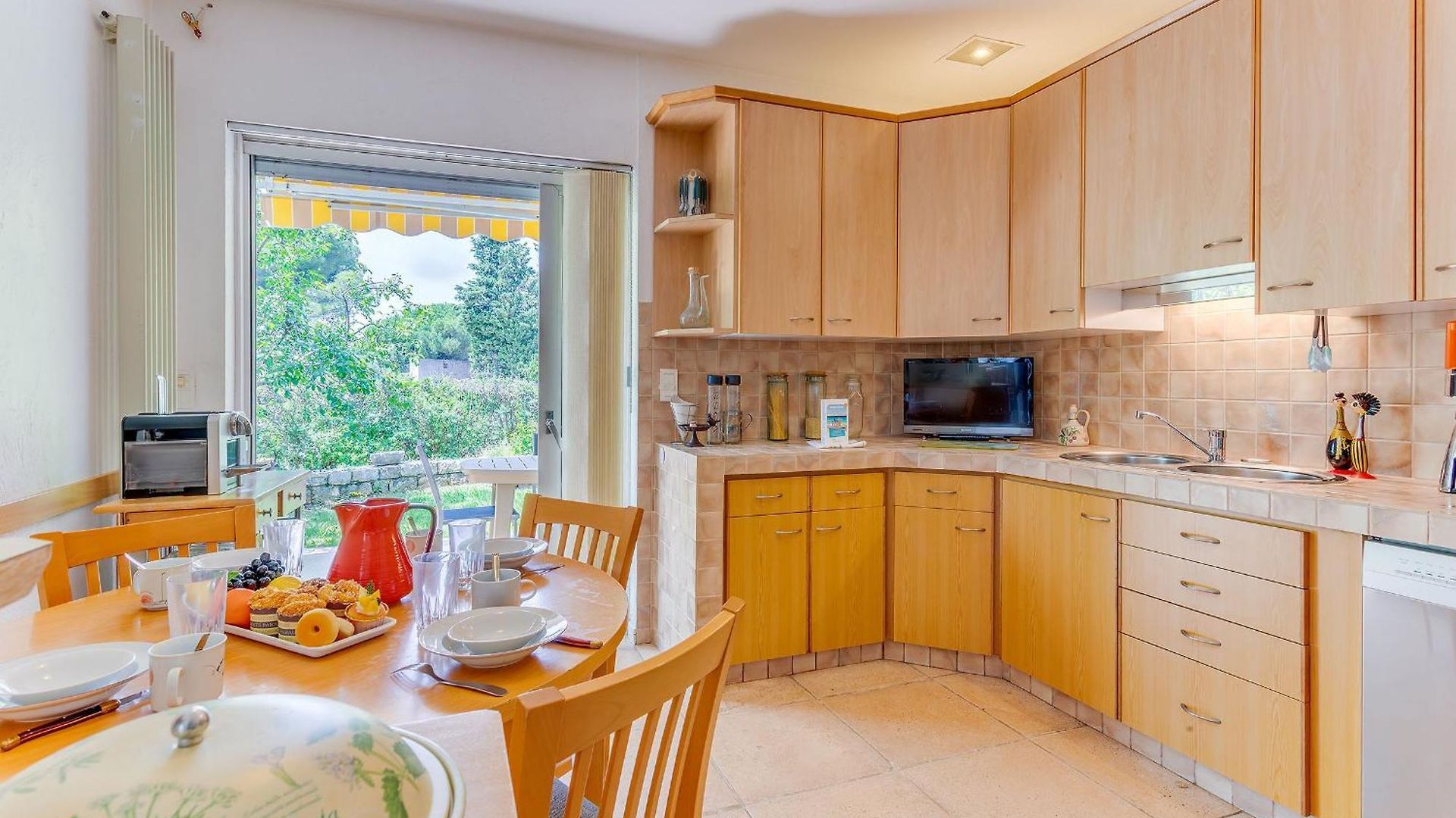Dyonis Vi4439 By Riviera Homes Villa *
