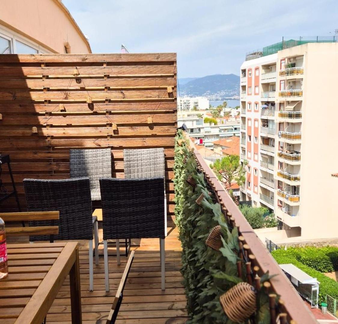 Superbe 3p Neuf - Terrasse - Barbecue Appartement *