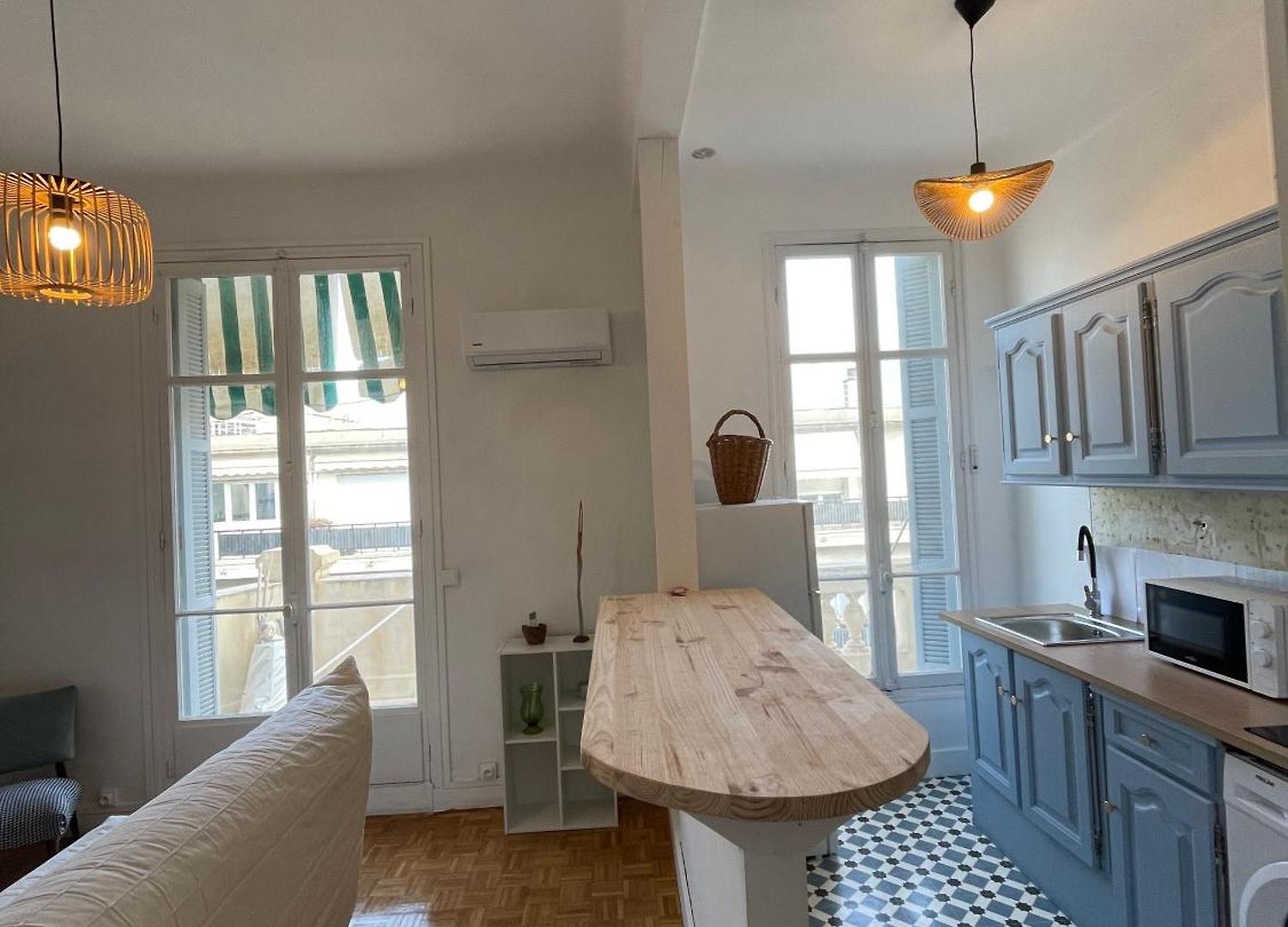 Apartment Centre Palais Ophelia *