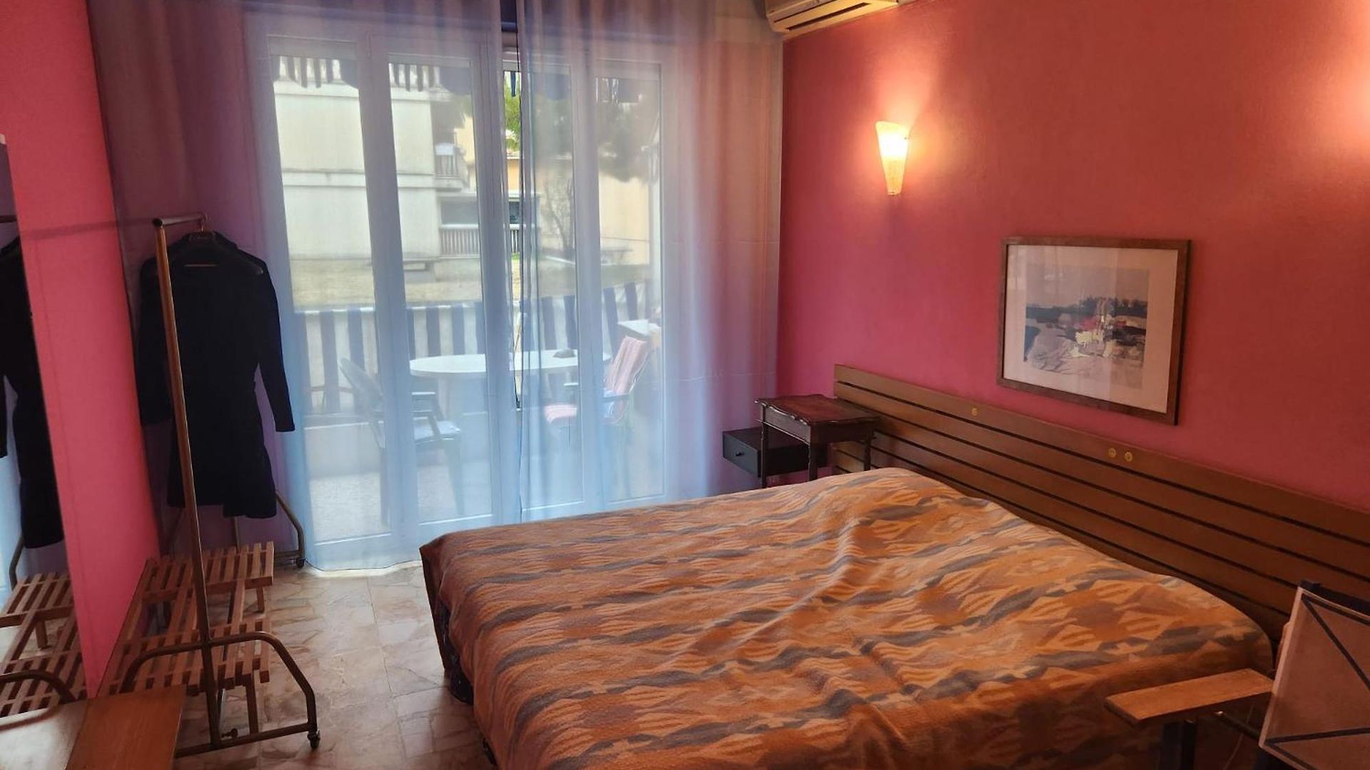Big 140m2 5min Walk To Sea &promenade 3 Double Rooms,big Living 42m2, 3 Showers,9 Beds, Free Parking Appartement Nice