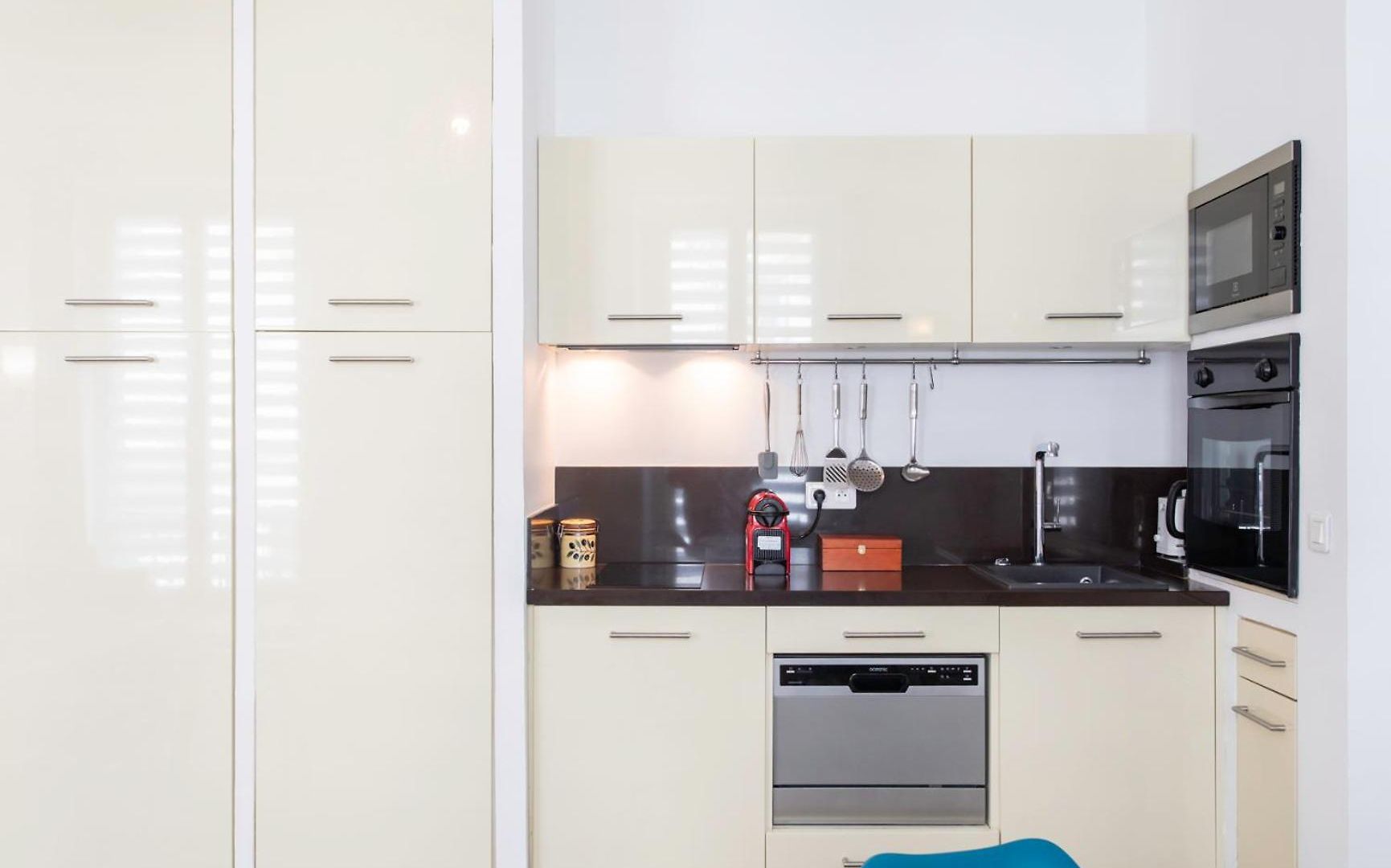 Appartement #28 Staywizus -1 Bdr Flat Ac Balcony Hper 10mins To & Old Town Nice