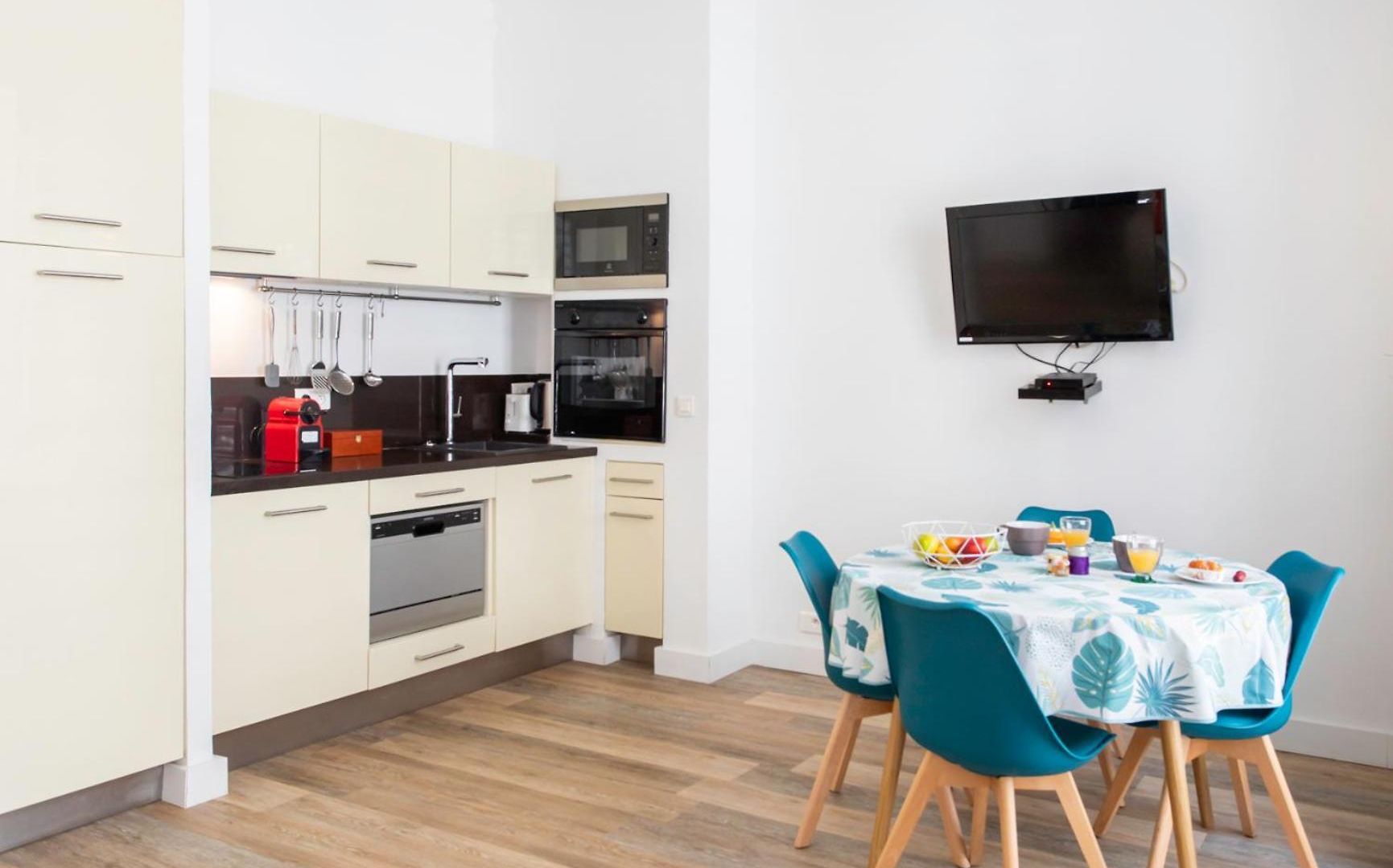 Appartement #28 Staywizus -1 Bdr Flat Ac Balcony Hper 10mins To & Old Town *