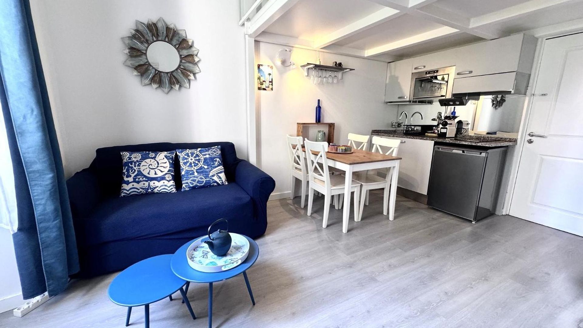 Appartement - Duplex Carré D'or - 100m Promenade Des *