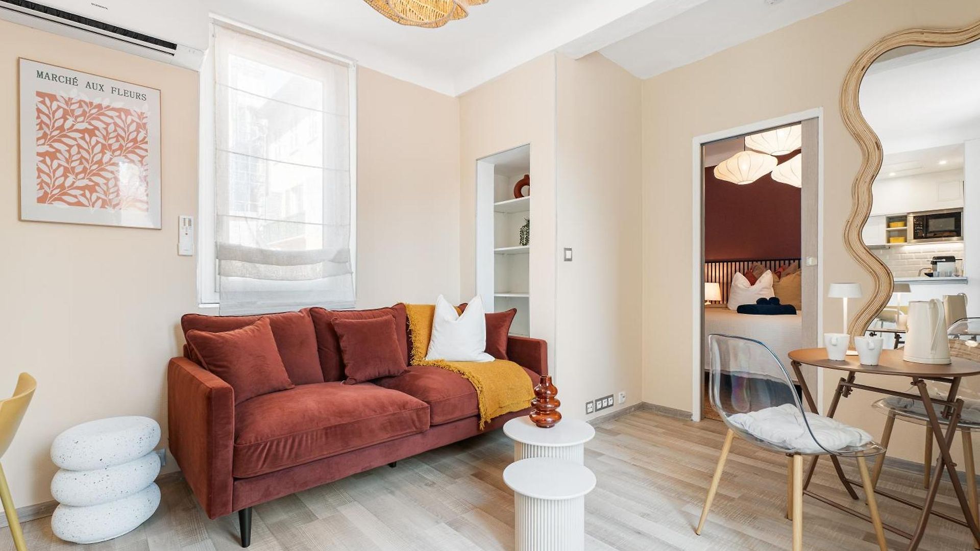 Renting - 35b Massena - Chic Cosy Calm Balcony Massena Pedestrian Heart Appartement *